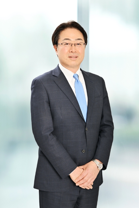 代表取締役 兼 CEO杉本 繁実